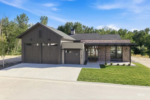 2425 W Rustic Forge St, Eagle, ID, 83616-4559 | Card Image