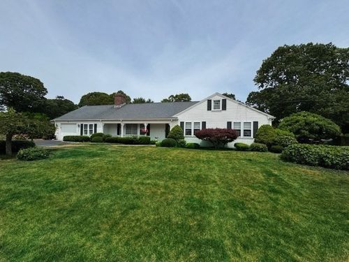 18 Lily Pond Dr, South Yarmouth, MA, 02664-2033 | Card Image