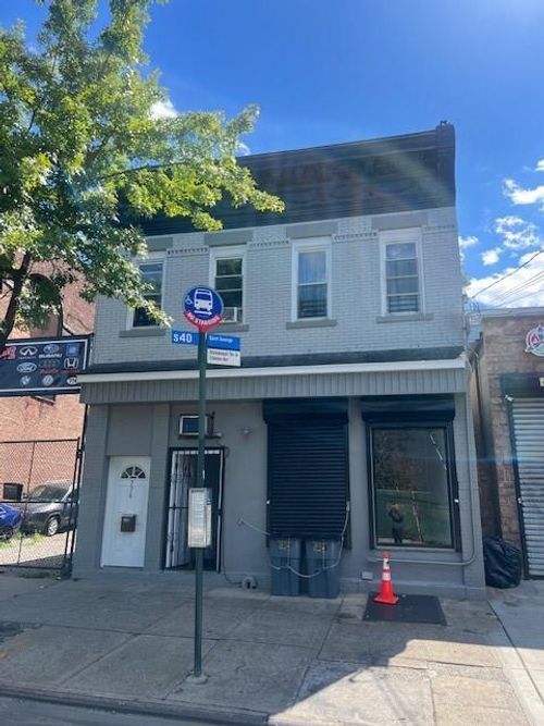 776 Richmond Ter, Staten Island, NY, 10301-1113 | Card Image