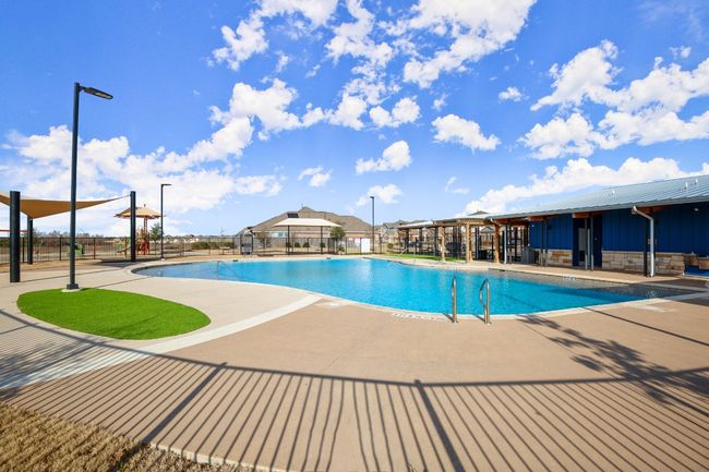 Community pool with fence | Image 29