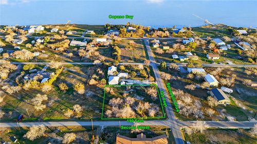 402 2nd St, Bayside, TX, 78340 | Card Image