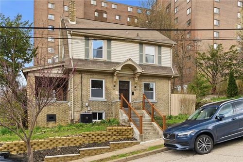469 Kenmont Ave, Mt. Lebanon, PA, 15228-1405 | Card Image