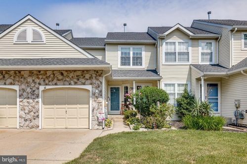 1103 Meadows Dr, WILLIAMSTOWN, NJ, 08094-3132 | Card Image
