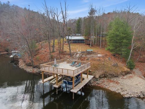 4220 Byrd Lodge Rd, Radford, VA, 24141-8185 | Card Image