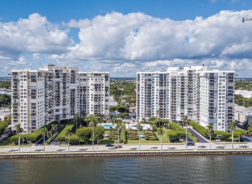104-1801 S Flagler Dr, West Palm Beach, FL, 33401-7349 | Card Image