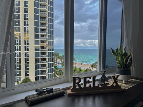 622-19201 Collins Ave, Sunny Isles Beach, FL, 33160-2202 | Card Image