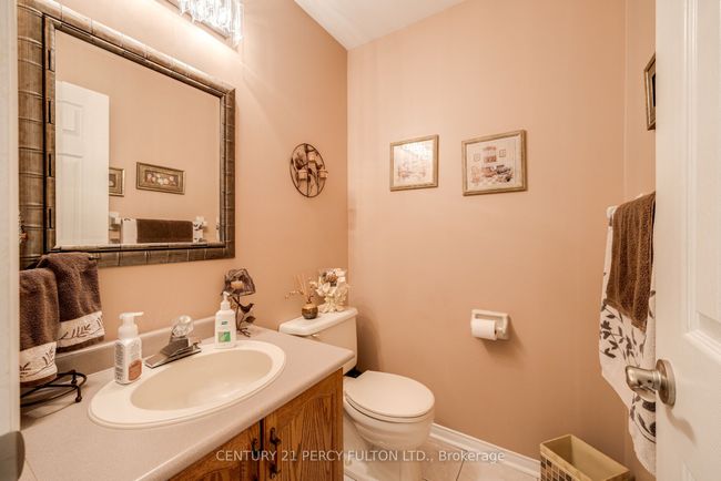 249 Mossbrook Sq, House other with 4 bedrooms, 4 bathrooms and 2 parking in Pickering ON | Image 13