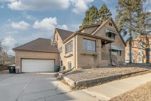 302 S Brooks Street, Madison, WI, 53715 | Card Image