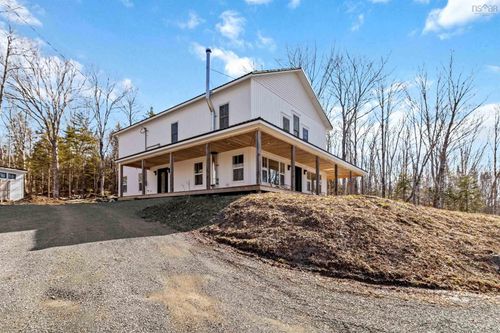 64 Lily Lake Rd, Mount Uniacke, NS, B0N1Z0 | Card Image