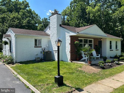 10 Yorktown Ave, WEST CHESTER, PA, 19382-5422 | Card Image