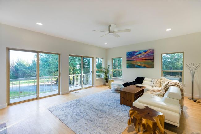 740 Windover Terr, House other with 4 bedrooms, 5 bathrooms and 4 parking in Metchosin BC | Image 24