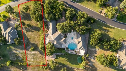 1121 Majestic Hills Blvd, Spicewood, TX, 78669-3088 | Card Image