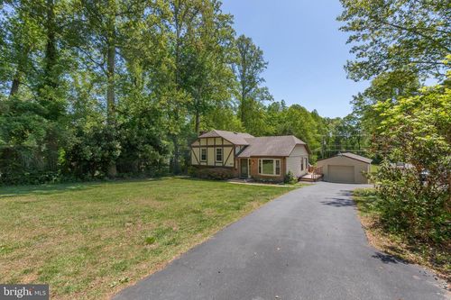 655 Holly Corner Rd, Fredericksburg, VA, 22406-5307 | Card Image