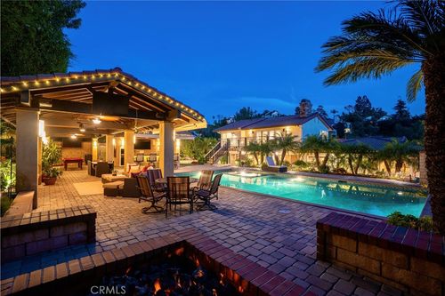 19151 Fowler Ave, Santa Ana, CA, 92705-1216 | Card Image