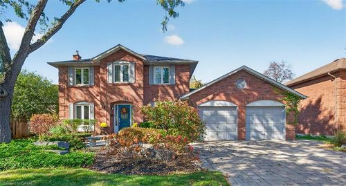 14 Cottonwood Court, Ancaster, ON, L9G3W1 | Card Image