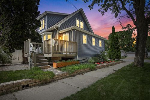 2832 97th Street, STURTEVANT, WI, 53177 | Card Image