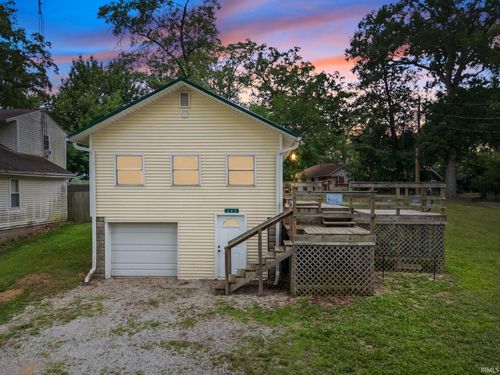 289 Ems R4 Ln, Pierceton, IN, 46562-9017 | Card Image