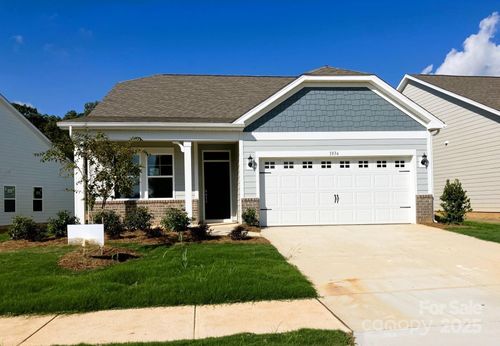 1080 Mapletree Ln, Indian Trail, NC, 28079-4403 | Card Image