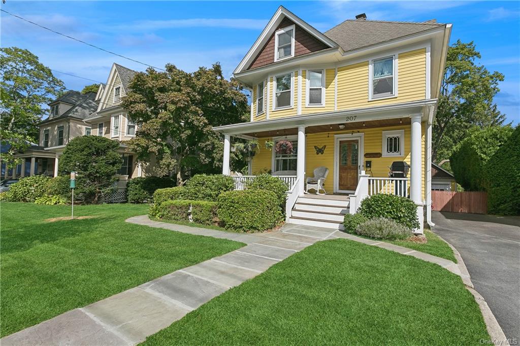 Edgewood Ave, Pleasantville, NY 10570