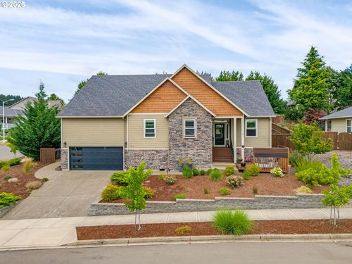 2695 Nw Mt Ashland Dr, McMinnville, OR, 97128-5580 | Card Image