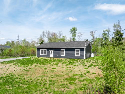52 Lindsay Drive, Levant, ME, 04456 | Card Image