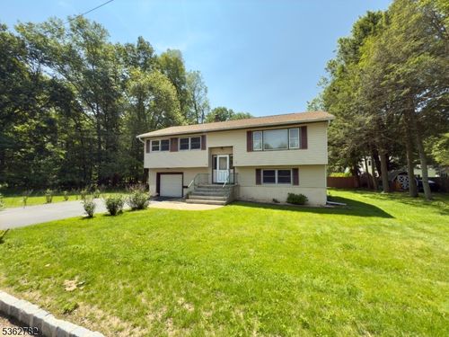 12 S 2nd Ave, Mine Hill, NJ, 07803-2913 | Card Image