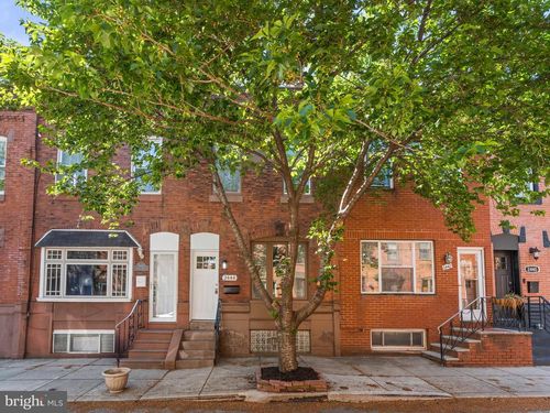 2444 S Lambert St, PHILADELPHIA, PA, 19145-4212 | Card Image