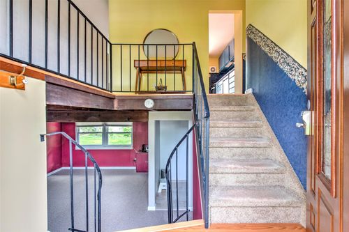 3 Twig Ct, Setauket, NY, 11733-3309 | Card Image