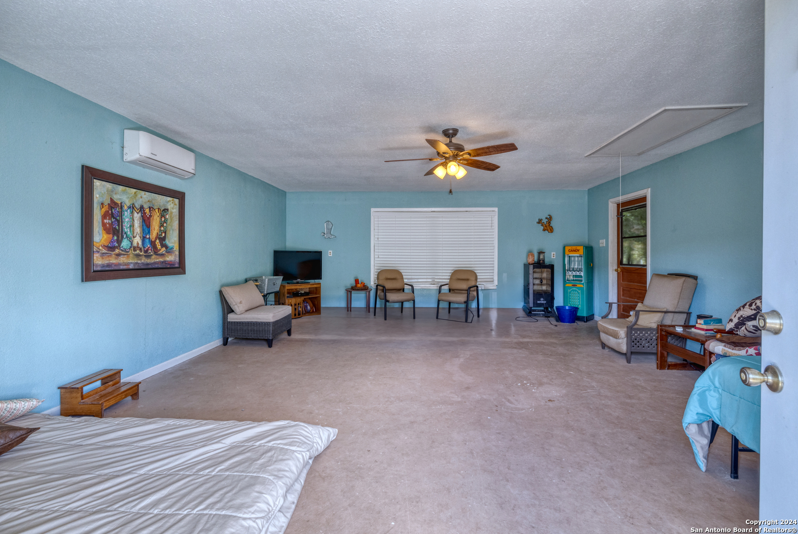 Residential in Leakey 5