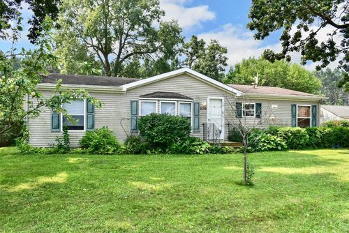 105 Wisconsin Ave, Cochrane, WI, 54622-7311 | Card Image