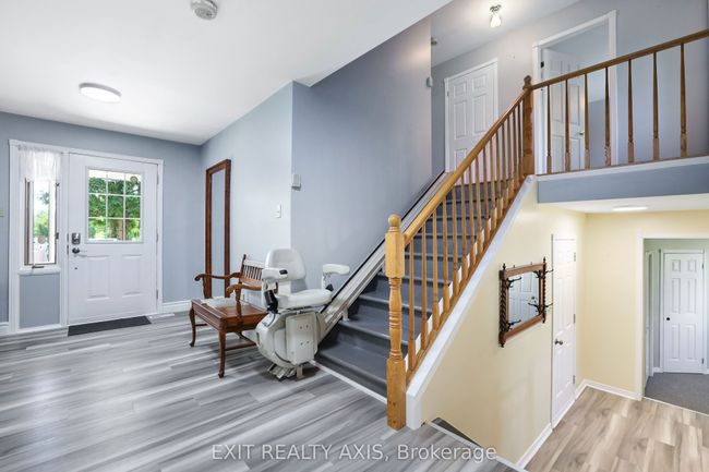 42 Strickland Rd, House other with 3 bedrooms, 2 bathrooms and 8 parking in Lombardy ON | Image 14
