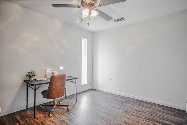 3405 44 Th St, House other with 3 bedrooms, 2 bathrooms and 2 parking in Snyder TX | Image 20