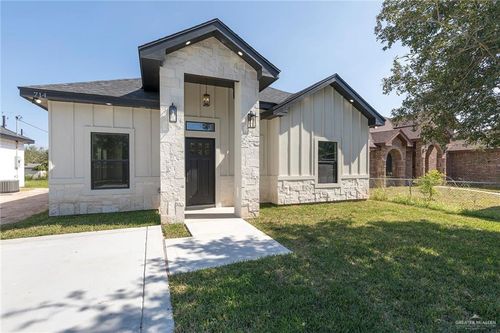 714 Iowa St, Mercedes, TX, 78570-3228 | Card Image
