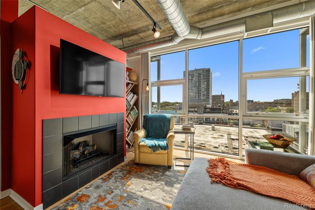 Gas fireplace | Image 11