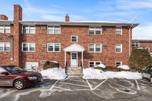 apt-c3-241 Main St, Reading, MA, 01867-3607 | Card Image