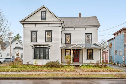 124 Congress St, Morristown, VT, 05661-6219 | Card Image