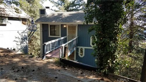 959 Coulter Pine Rd, Crestline, CA, 92325-9510 | Card Image