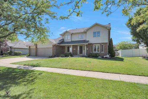 8408 Hollybrook Ln, Tinley Park, IL, 60487-4467 | Card Image