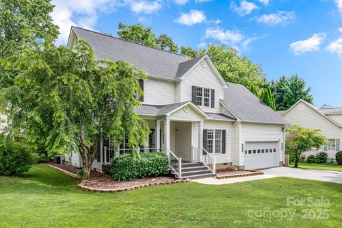 12 Eden Glen Rd, Black Mountain, NC, 28711-7721 | Card Image