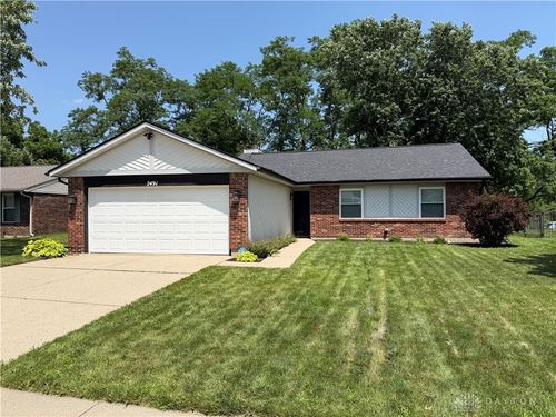 2491 Windsor Village Dr, Miamisburg, OH, 45342-5217 | Card Image
