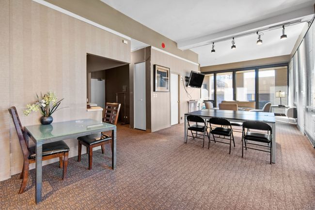 PARTY ROOM | Image 17