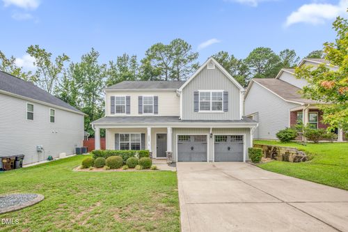 223 River Oak St, Spring Lake, NC, 28390-9627 | Card Image