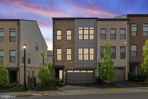 42293 Belgrave Gardens Ter, BRAMBLETON, VA, 20148-4941 | Card Image