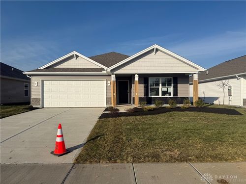 209 Lightfoot Ct, New Carlisle, OH, 45344-1652 | Card Image