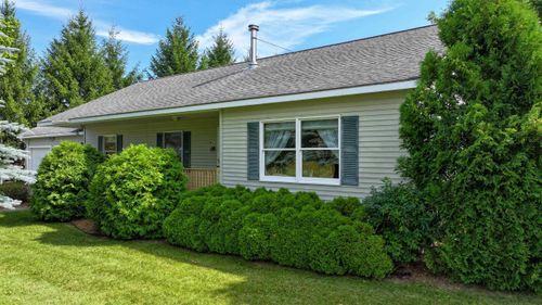 13 Sunset Dr, Brandon, VT, 05733-8805 | Card Image