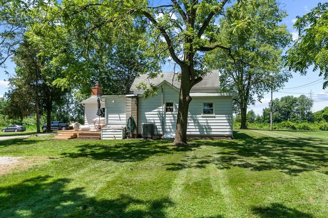 13923 W County Line Rd, House other with 3 bedrooms, 1 bathrooms and null parking in Roanoke IN | Image 27