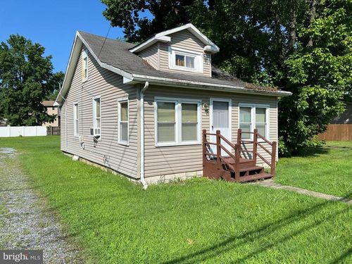 8224 Fort Smallwood Road, BALTIMORE, MD, 21226 | Card Image