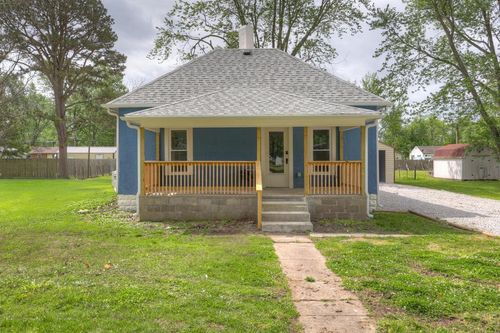 407 W 5th St, Lockwood, MO, 65682-8333 | Card Image