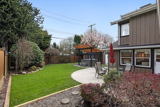 1320 Cottonwood Crescent, House other with 4 bedrooms, 3 bathrooms and 4 parking in North Vancouver BC | Image 26