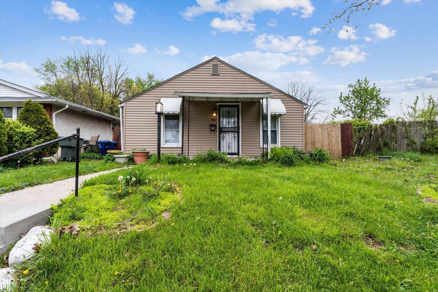 Osceola Ave, Columbus, OH 43211